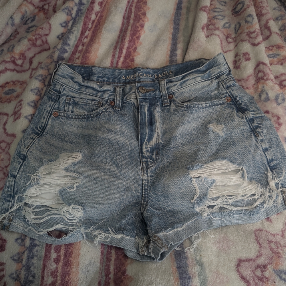American Eagle Outfitters Women's Distressed Denim Shorts - Light Blue